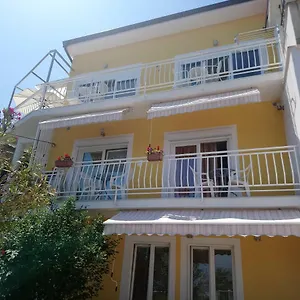 apartment-ascic-gudeljevic.primorje-gorskikotar.com/